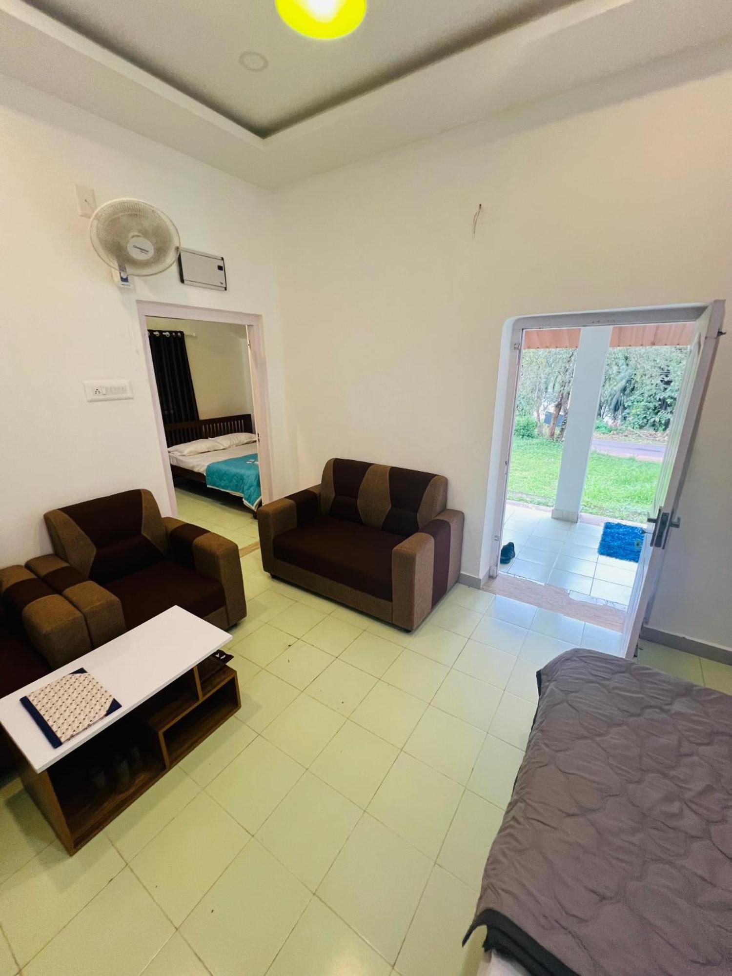 7Fort Homestay 阿西拉帕利 外观 照片