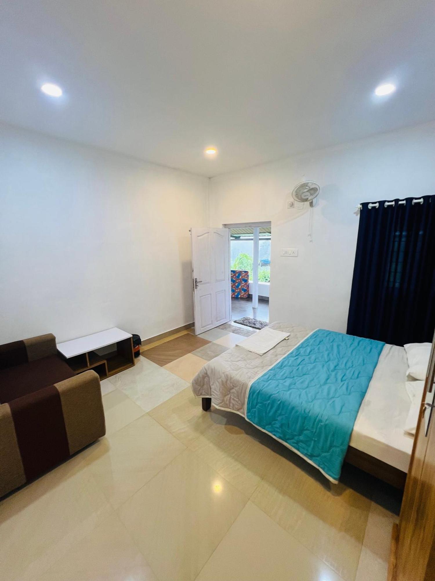 7Fort Homestay 阿西拉帕利 外观 照片